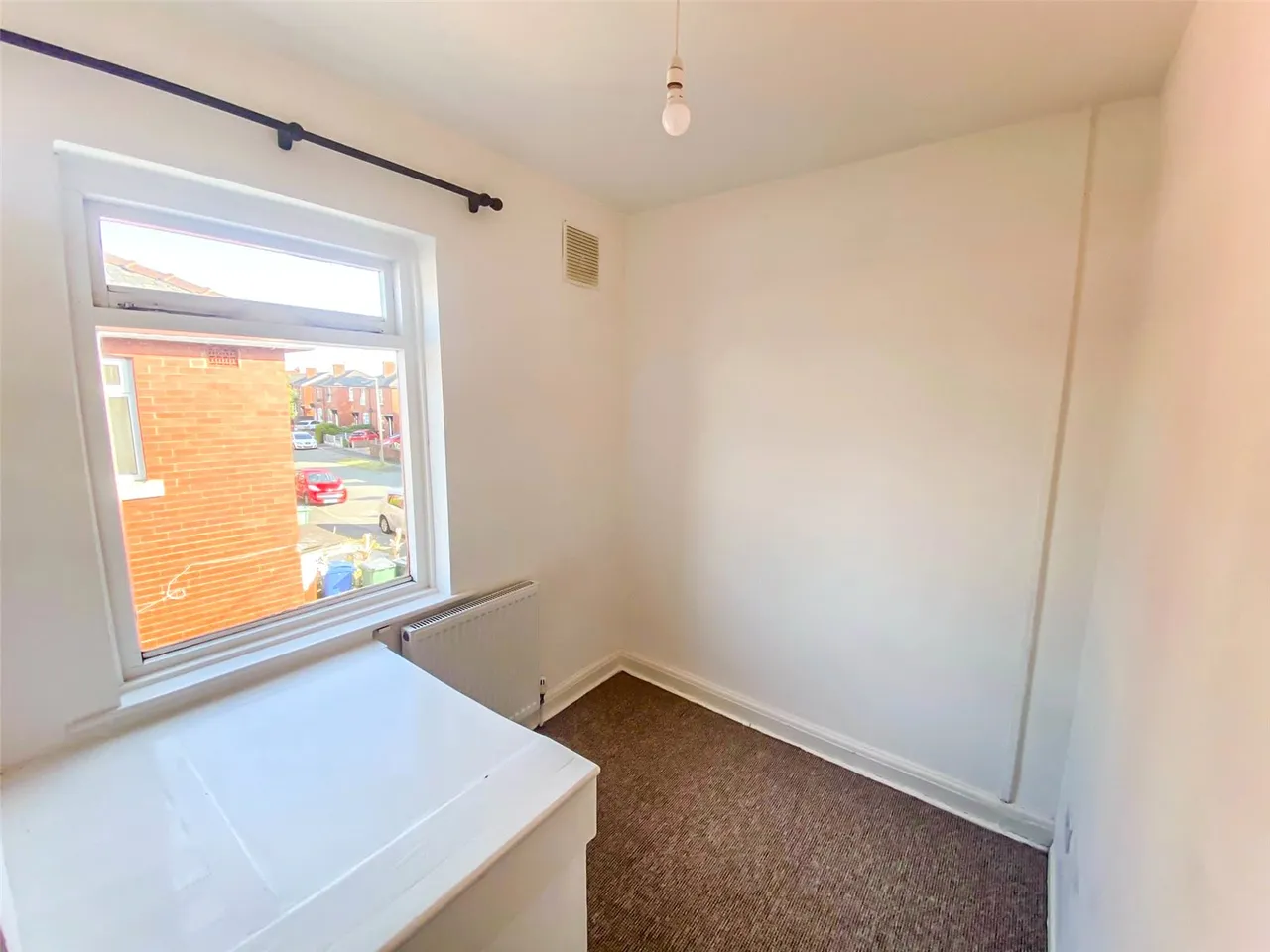 Whitehead Crescent, Bury, BL8, photo 8