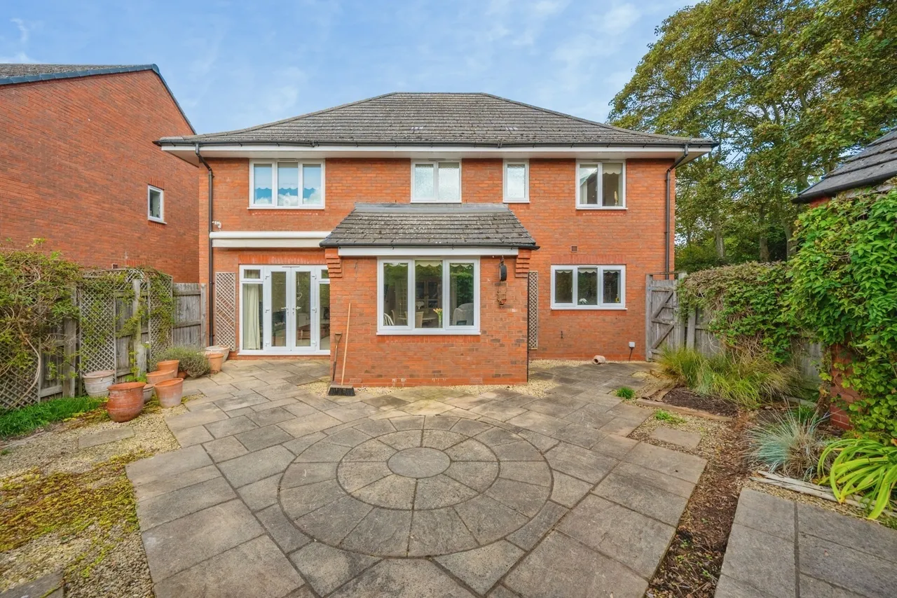 Mary Slater Road, Lichfield, WS13, photo 31