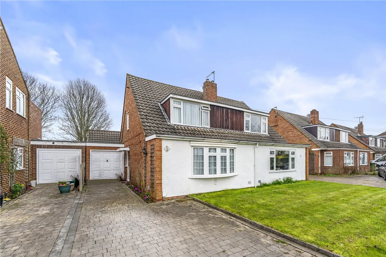 4 bed house for sale — Stratton Road, Sunbury, TW16 6PG