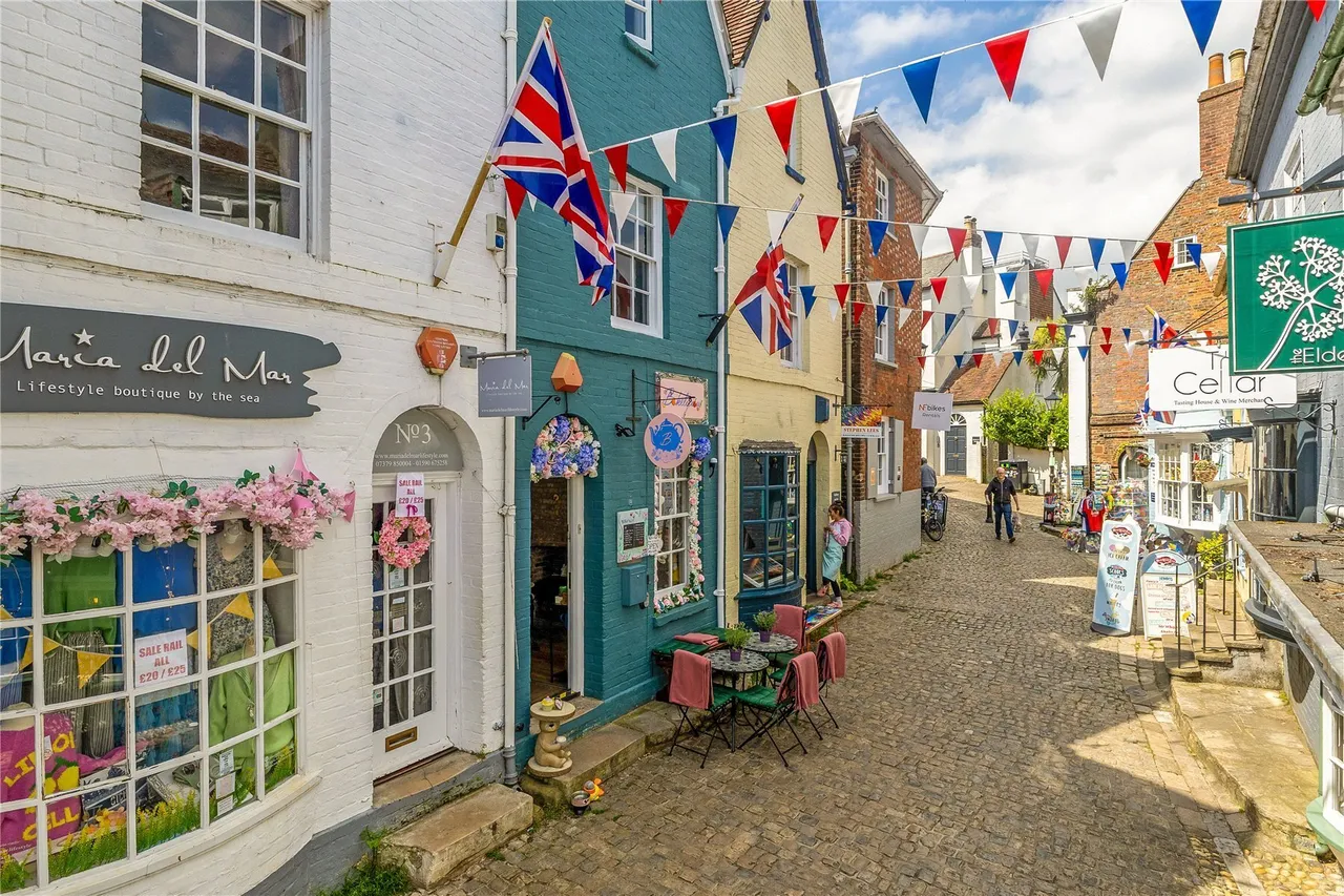 Quay Street, Lymington, SO41, photo 3