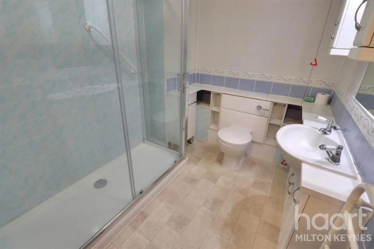 Newton Court, Hoppers Hill, MK46, photo 10