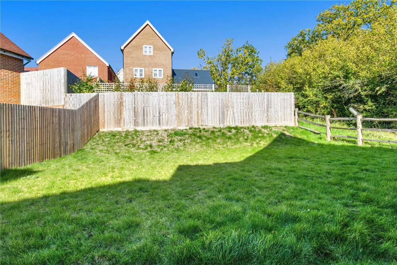 Rafferty Drive, Tunbridge Wells, TN2, photo 21