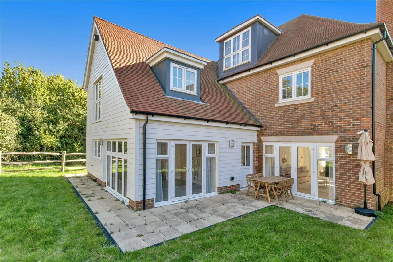 Rafferty Drive, Tunbridge Wells, TN2, photo 2