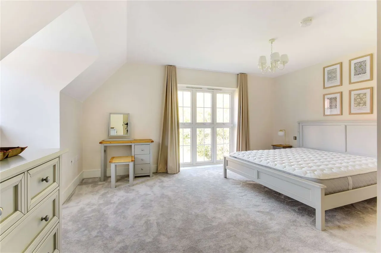 Rafferty Drive, Tunbridge Wells, TN2, photo 12