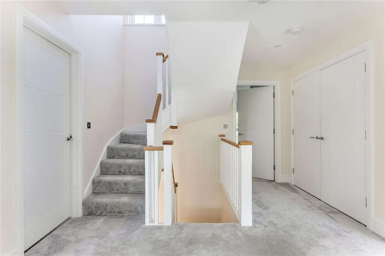 Rafferty Drive, Tunbridge Wells, TN2, photo 11