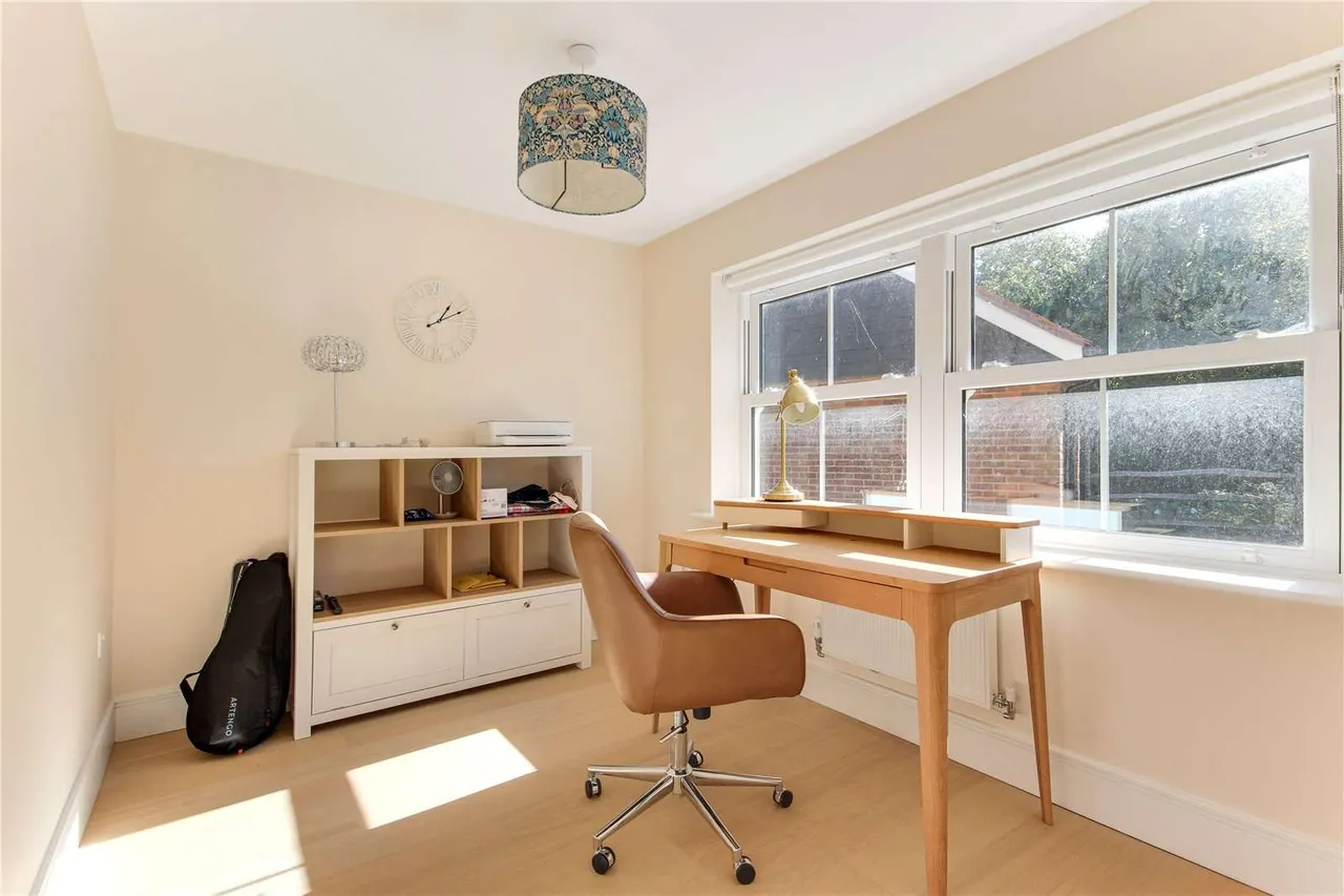 Rafferty Drive, Tunbridge Wells, TN2, photo 9