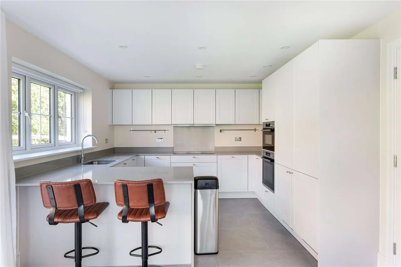Rafferty Drive, Tunbridge Wells, TN2, photo 4