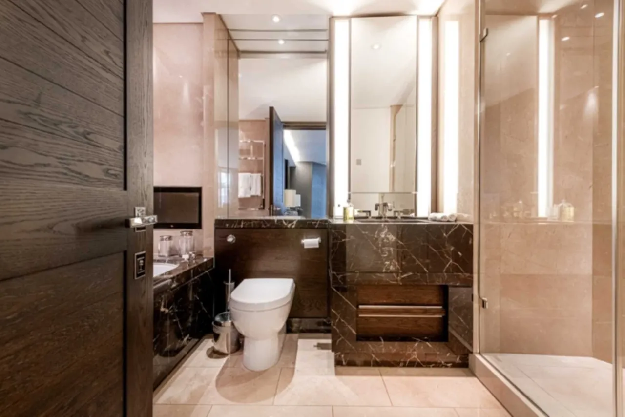 London, SW1X, photo 19