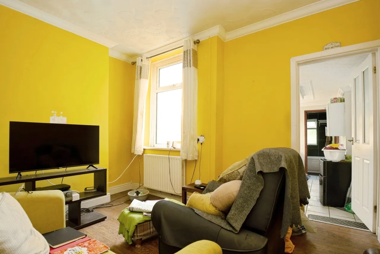 Warwick Street, Grangetown, Cardiff, CF11, photo 12