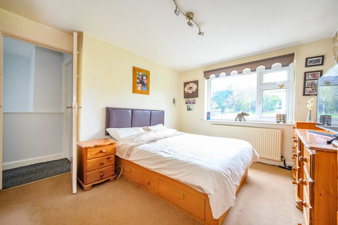 Springbank Avenue, Leeds, LS27, photo 4