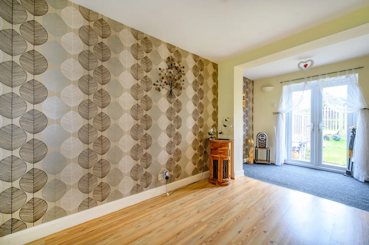 Springbank Avenue, Leeds, LS27, photo 6