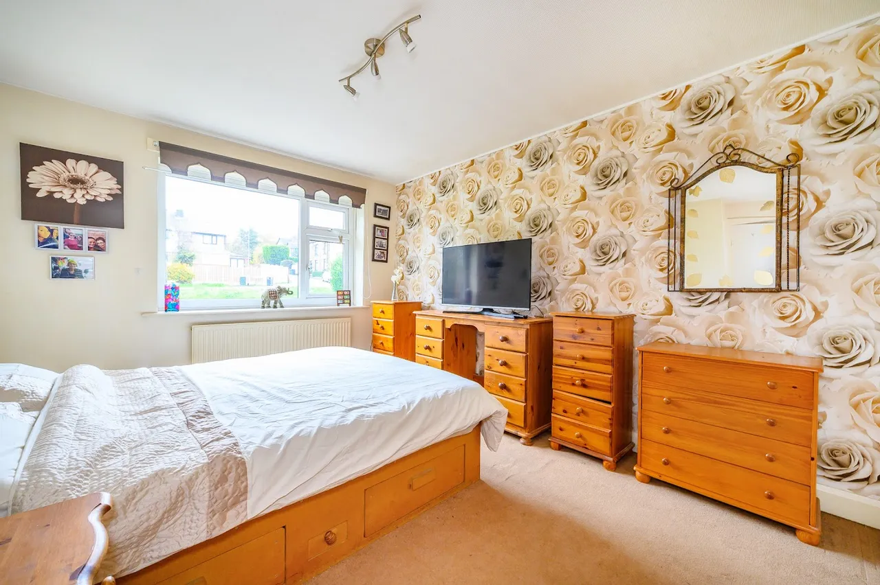 Springbank Avenue, Leeds, LS27, photo 8