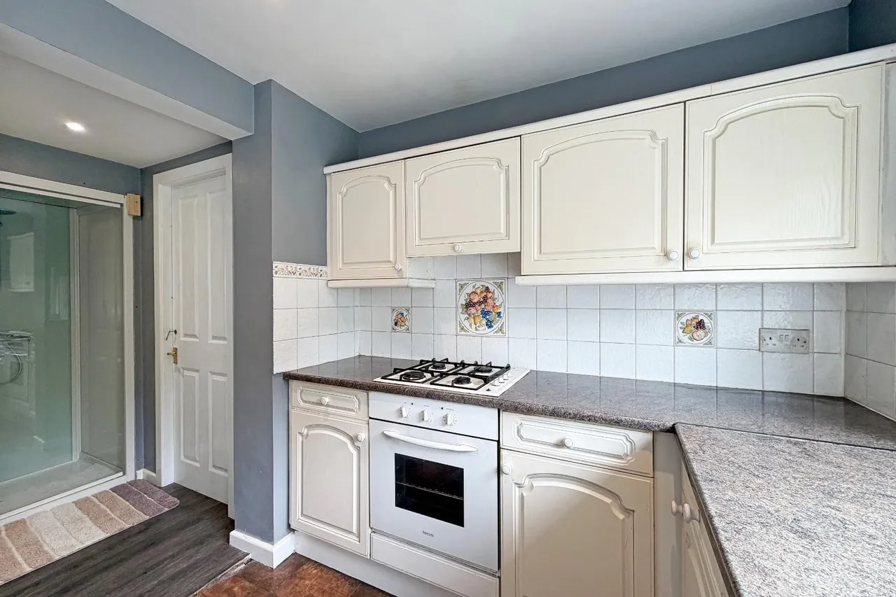 Goodwood Crescent, Timperley, Cheshire WA15 7BD, photo 13