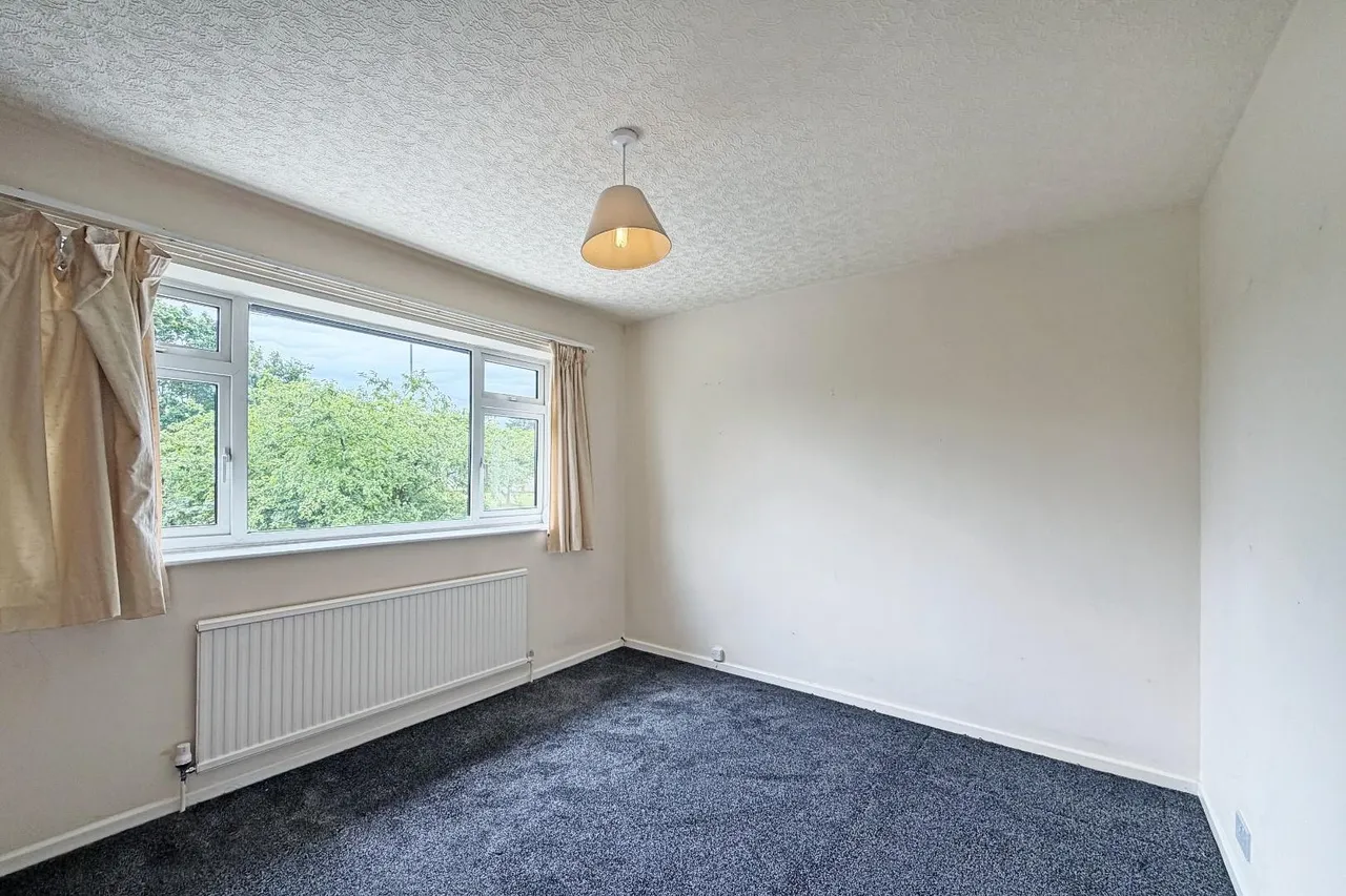 Goodwood Crescent, Timperley, Cheshire WA15 7BD, photo 23