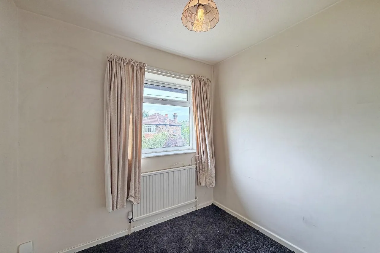 Goodwood Crescent, Timperley, Cheshire WA15 7BD, photo 25