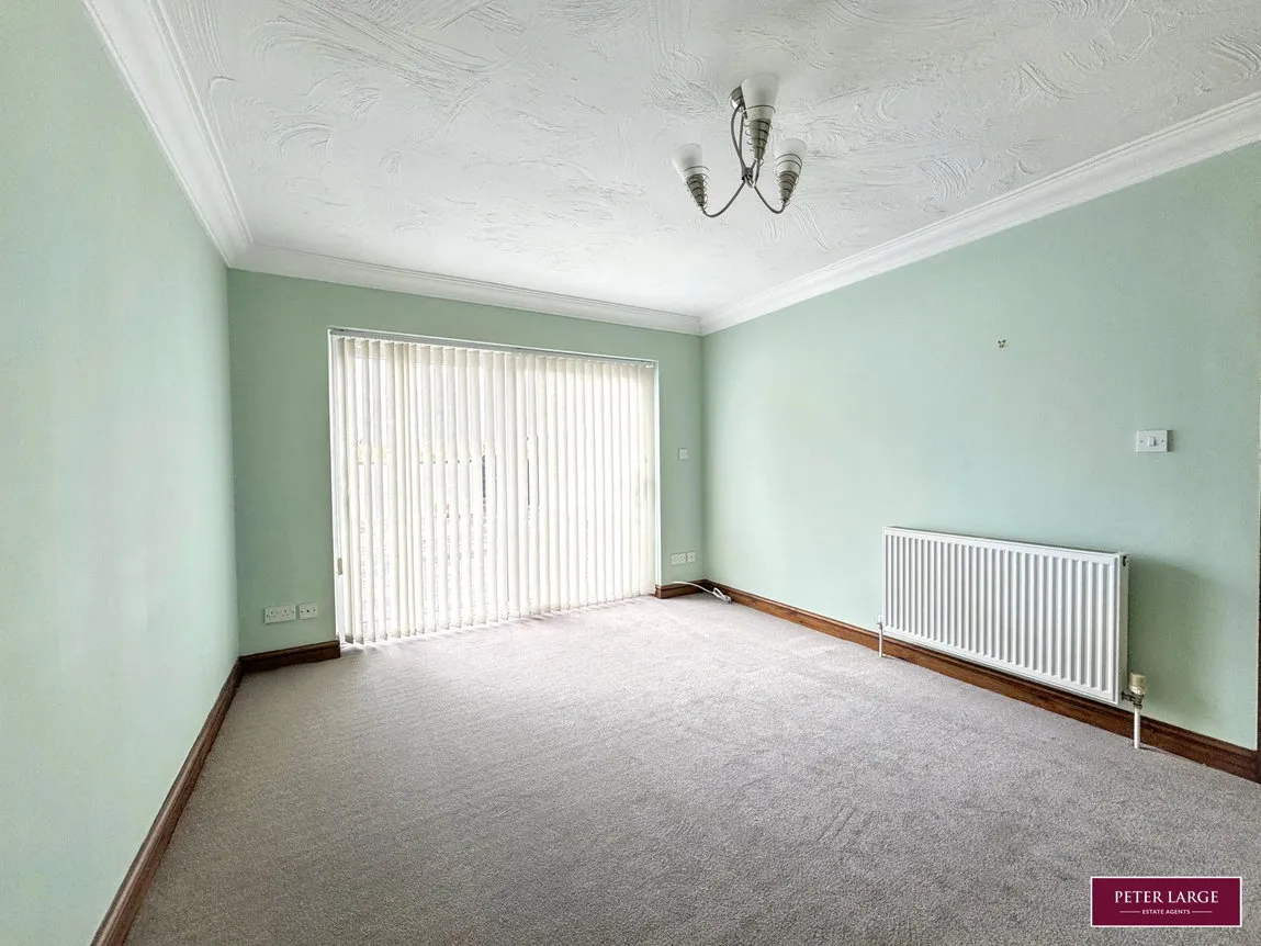 Eaton Avenue, Rhyl, Denbighshire, LL18 3UE, photo 9