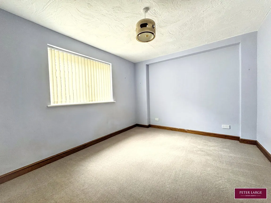 Eaton Avenue, Rhyl, Denbighshire, LL18 3UE, photo 8