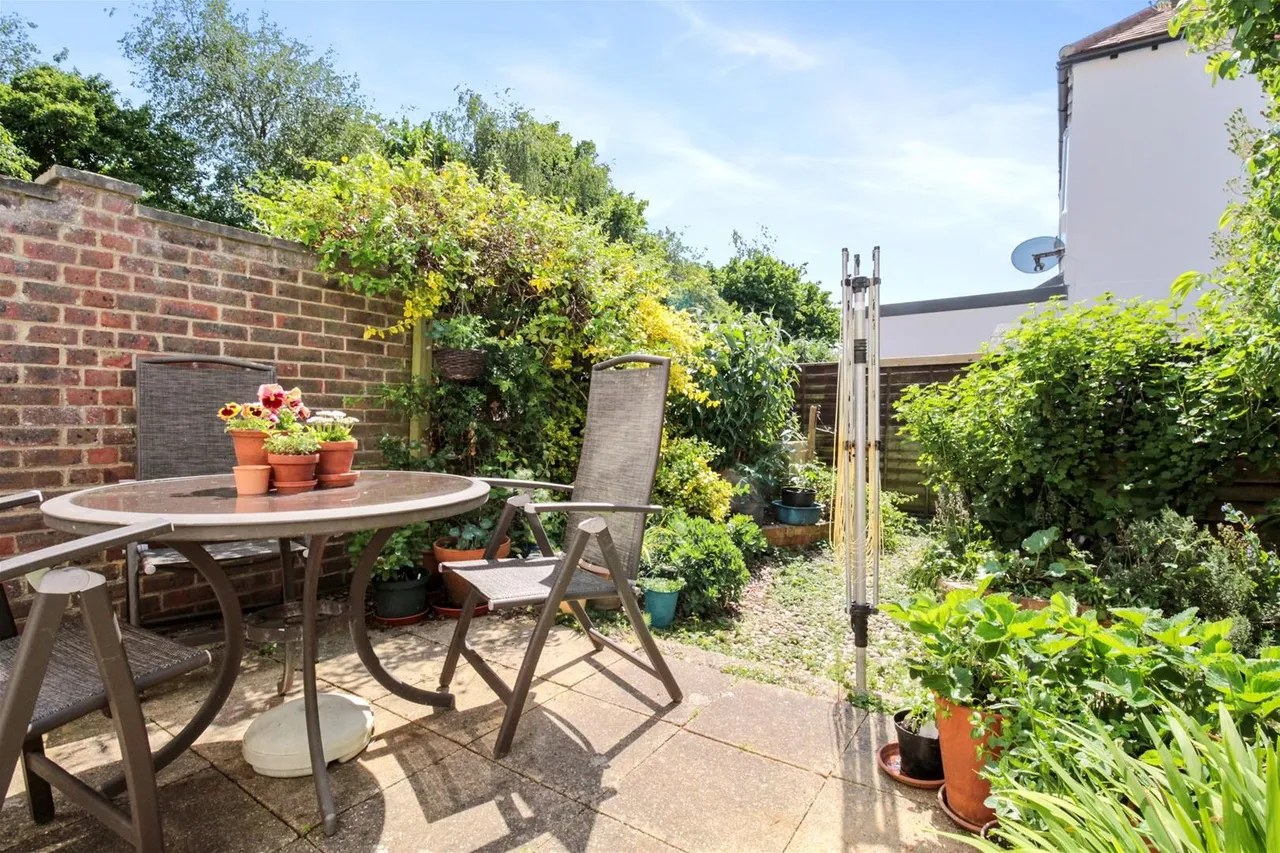 Dominion Road, Worthing, photo 13