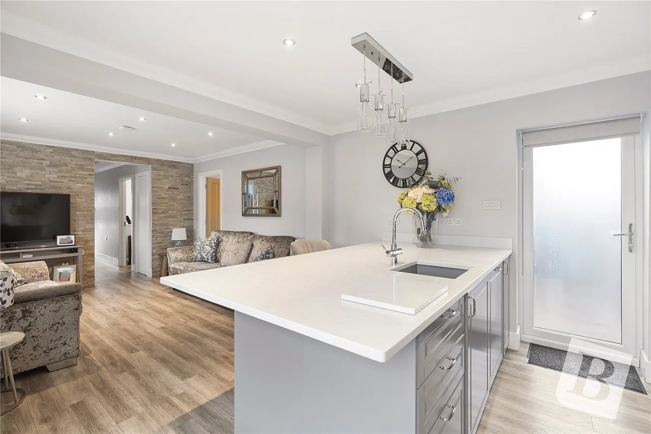 The Hoppitt, Moreton, CM5, photo 4
