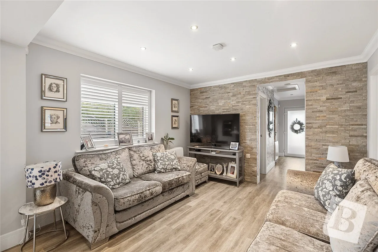 The Hoppitt, Moreton, CM5, photo 9