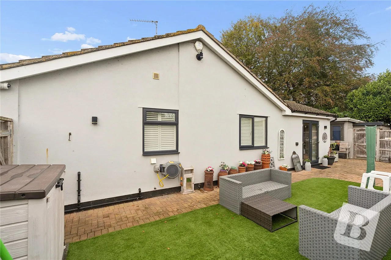The Hoppitt, Moreton, CM5, photo 13