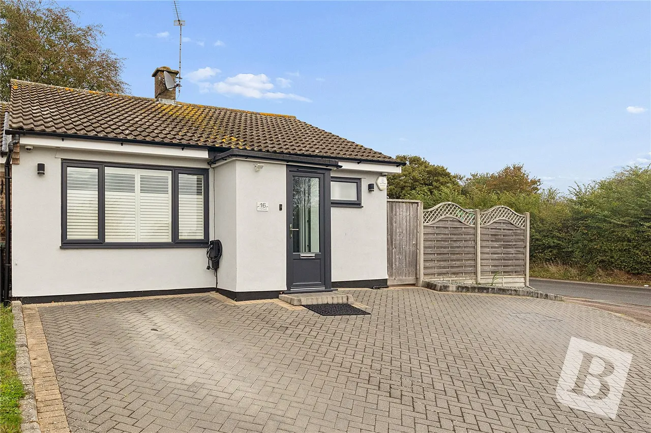2 bed house for sale, The Hoppitt, Moreton, CM5