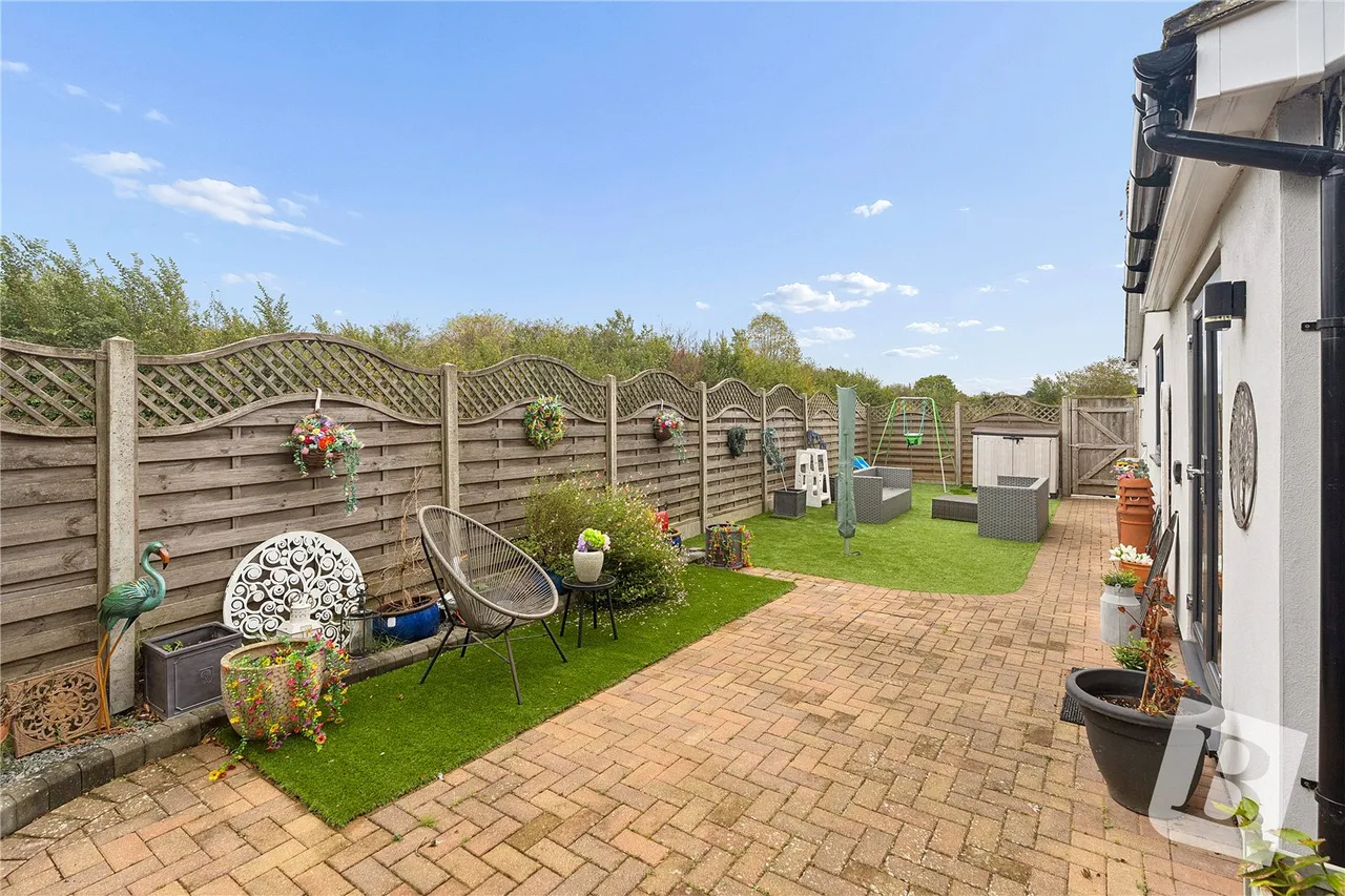 The Hoppitt, Moreton, CM5, photo 15