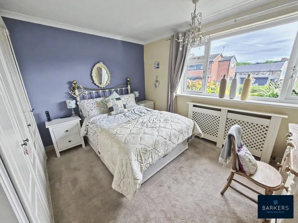 Southcroft Avenue, Birkenshaw BD11 2DB, photo 9