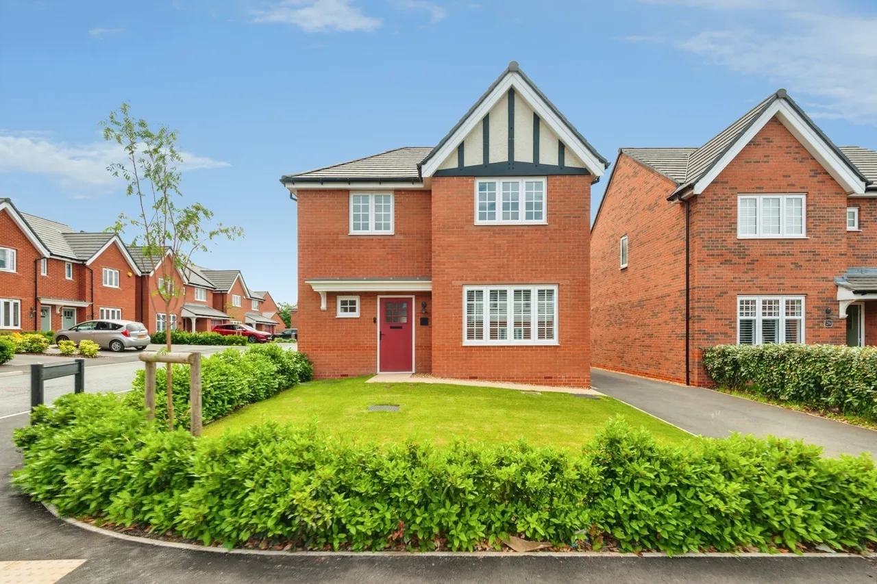 4 bed house for sale, Broadhurst Avenue, St. Helens, WA9