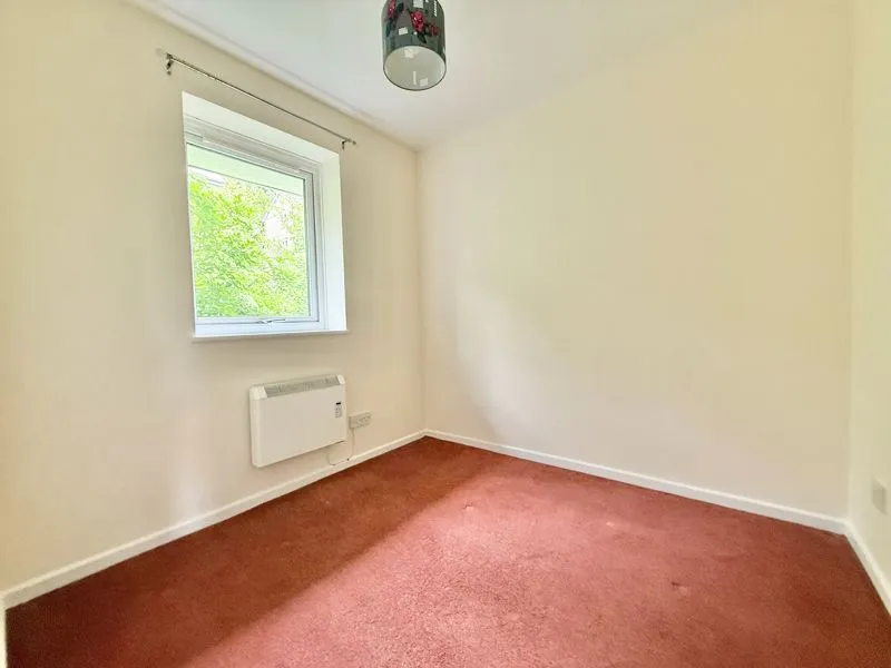 Lingfield Close, High Wycombe HP13 7ER, photo 7