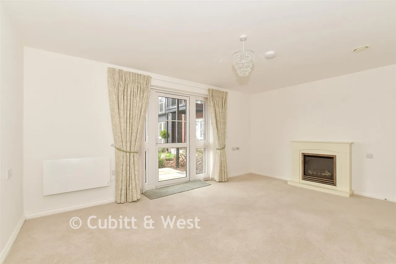 Worthing Road, Southwater, RH13, photo 5