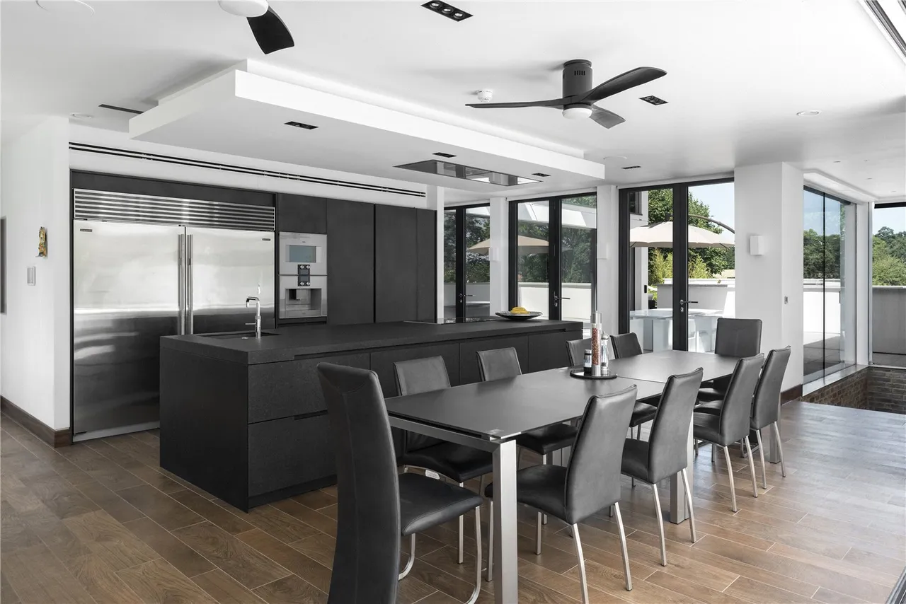 The Warren, Radlett, Hertfordshire, WD7 7DX, photo 23