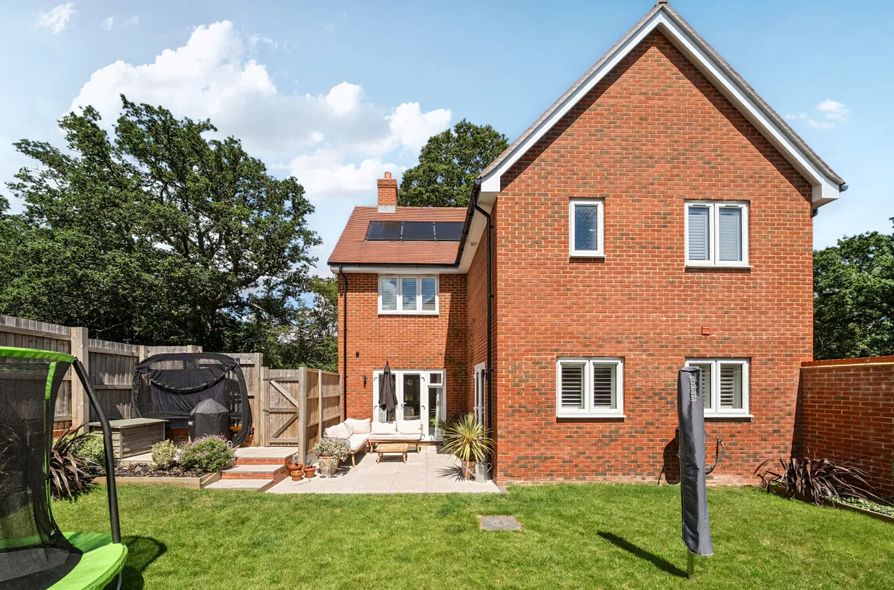 Draper Road, Wickham, PO17, photo 14