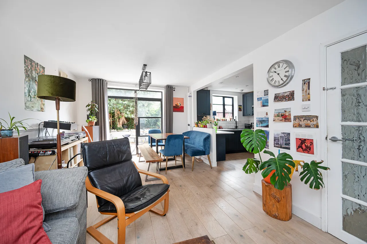 111 Stellman Close, London, photo 8