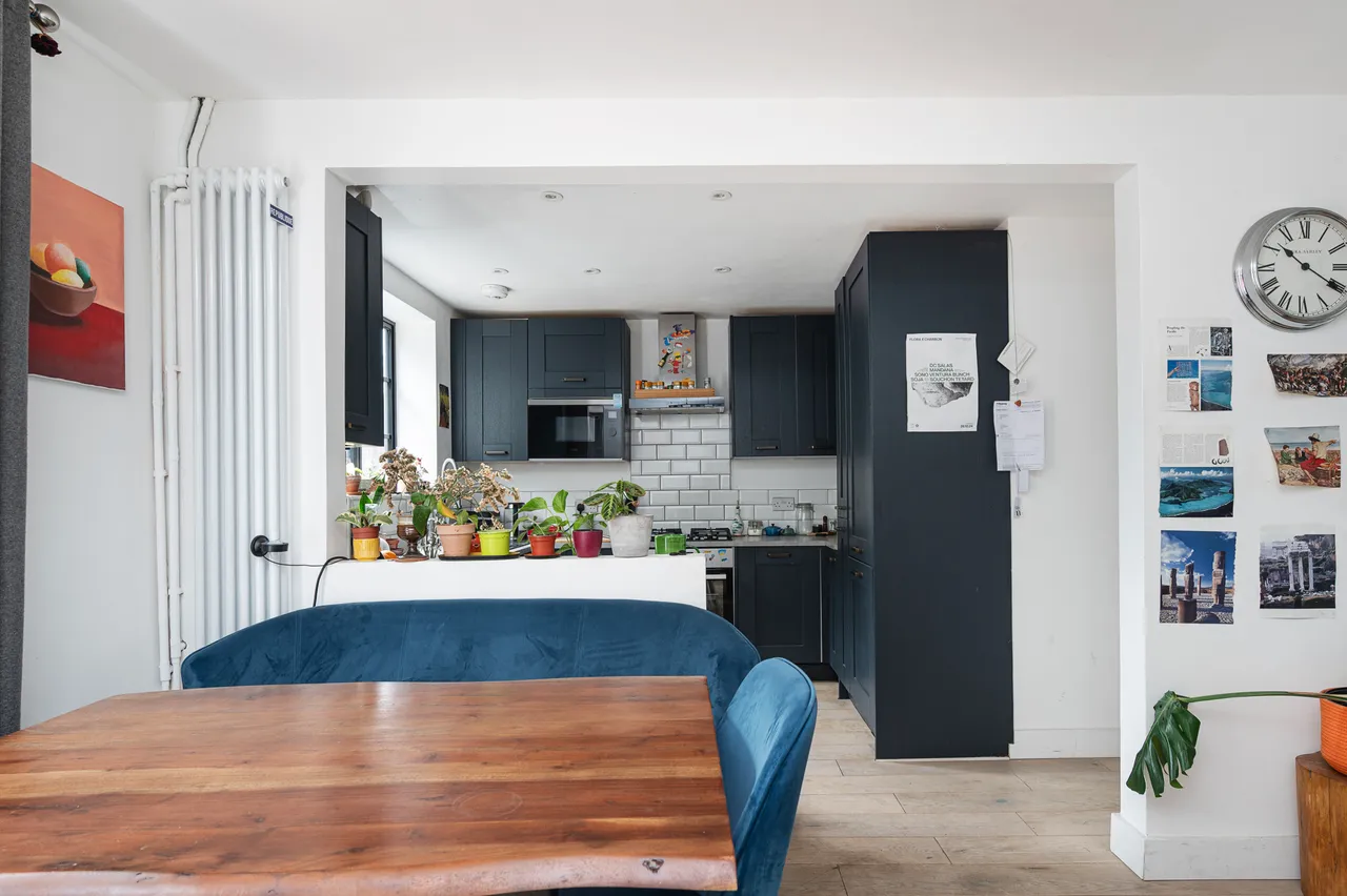 111 Stellman Close, London, photo 3