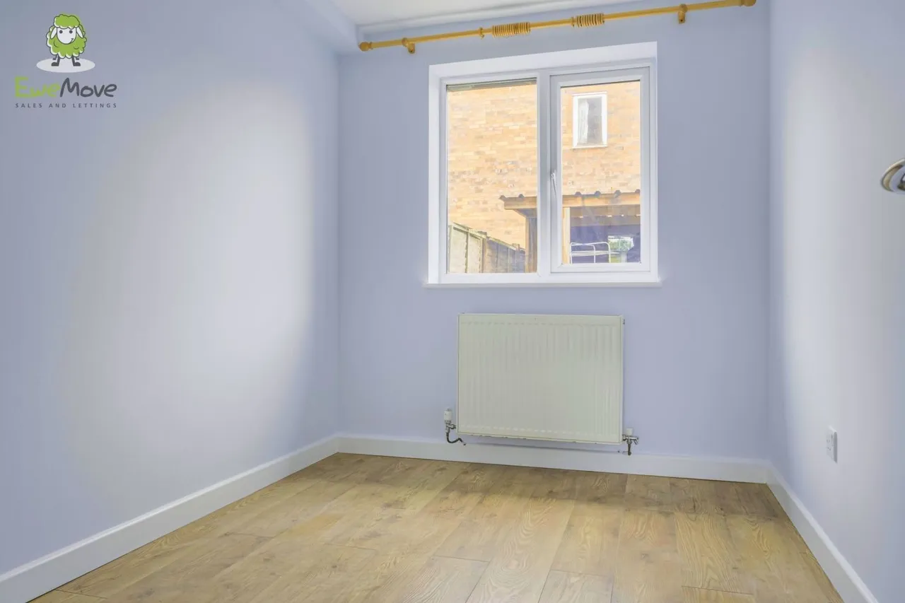 Cleasby Close, A versatile home with no onward chain, SN5, photo 5