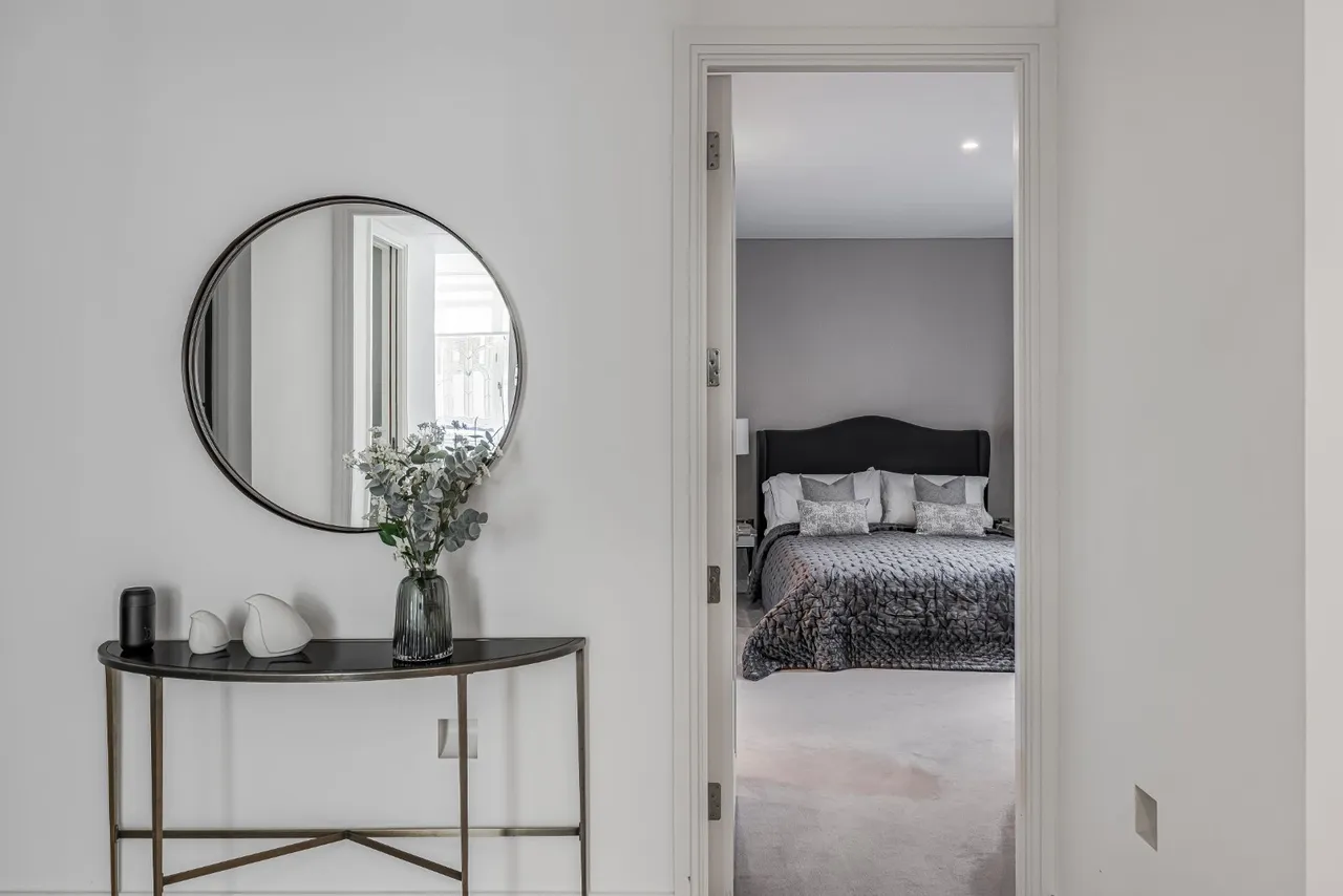 Queensway, Bayswater, London, W2, photo 9