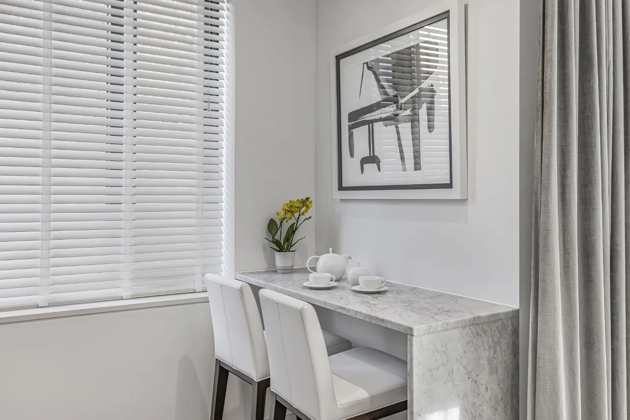 Queensway, Bayswater, London, W2, photo 7