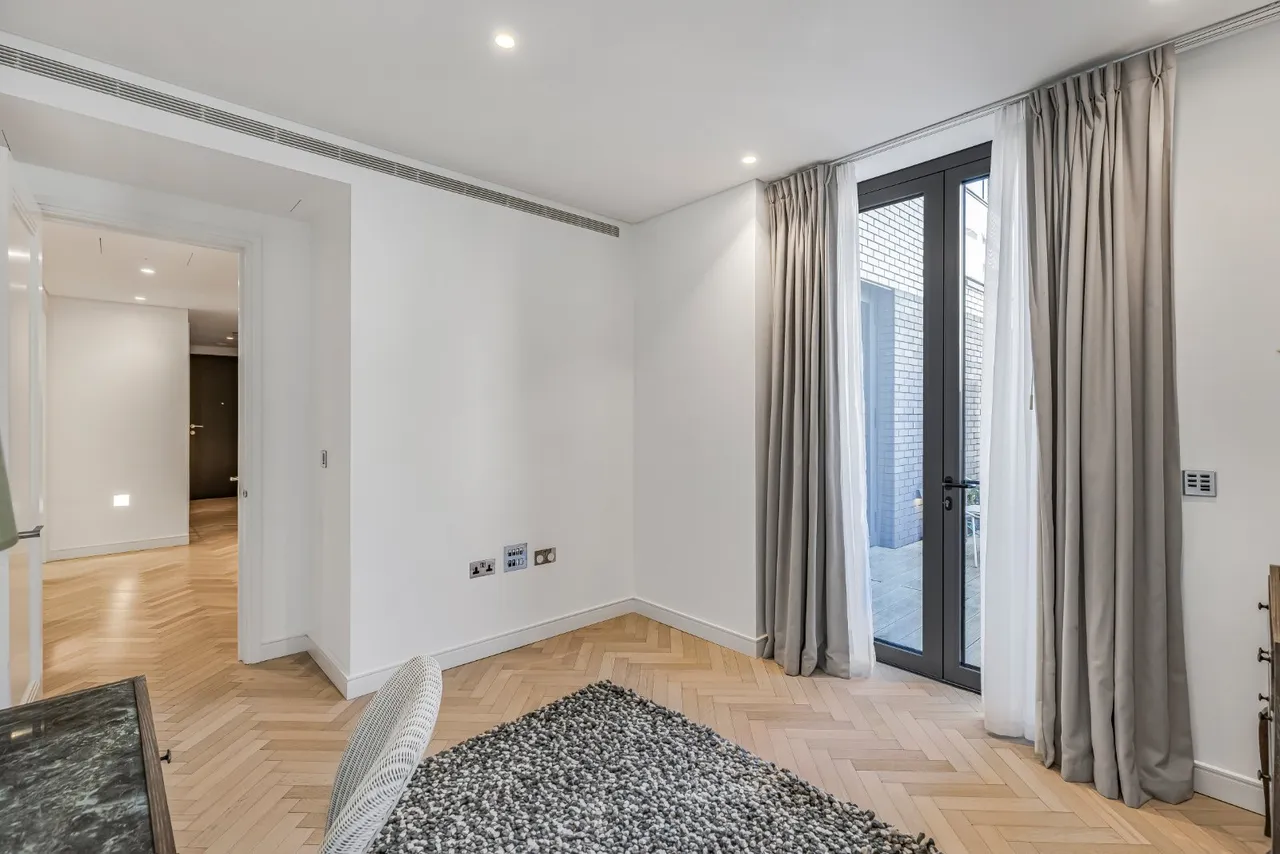 Queensway, Bayswater, London, W2, photo 8