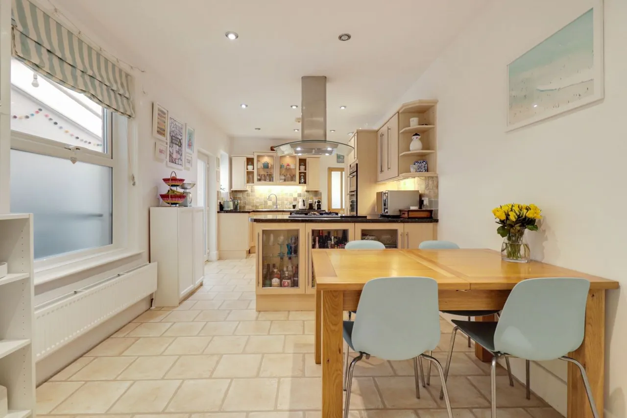 Lyndhurst Road, Exmouth, EX8, photo 4