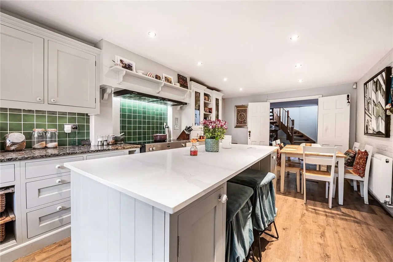 Ditchling Road, Haywards Heath, West Sussex, RH16 4QU, photo 5