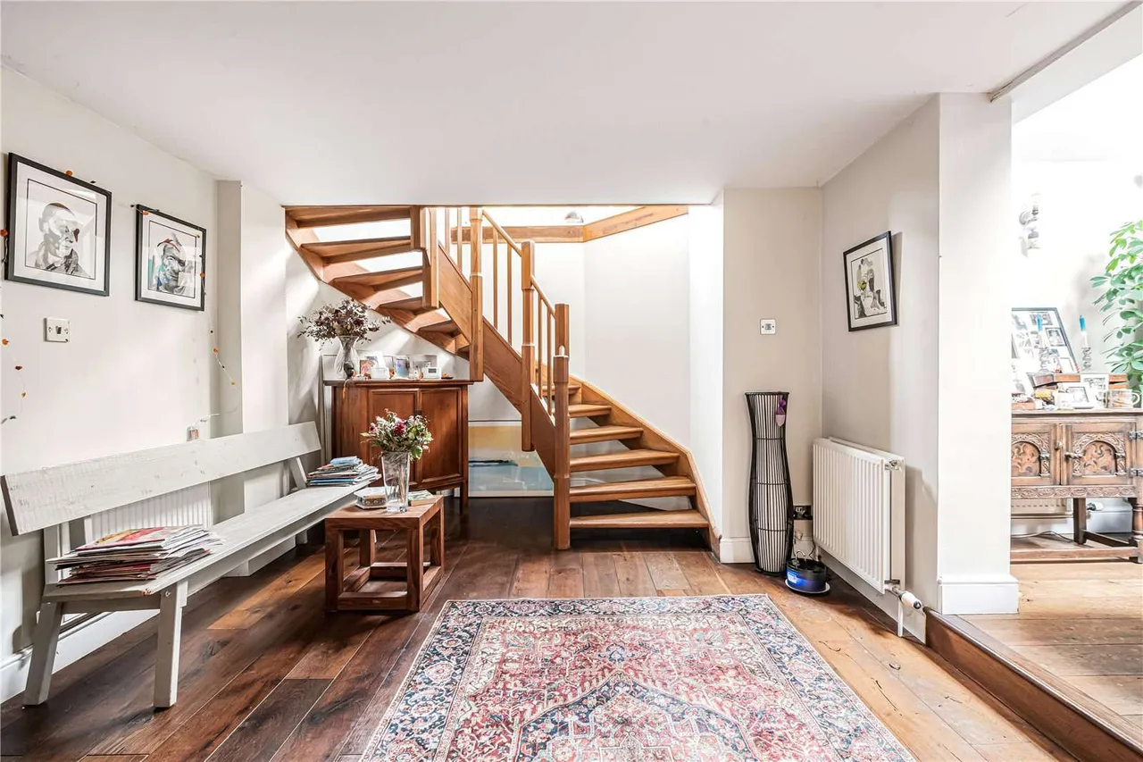 Ditchling Road, Haywards Heath, West Sussex, RH16 4QU, photo 8