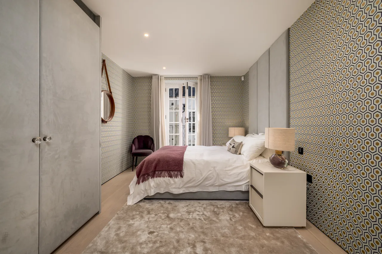 Princes Gate Mews, Knightsbridge, London, photo 6