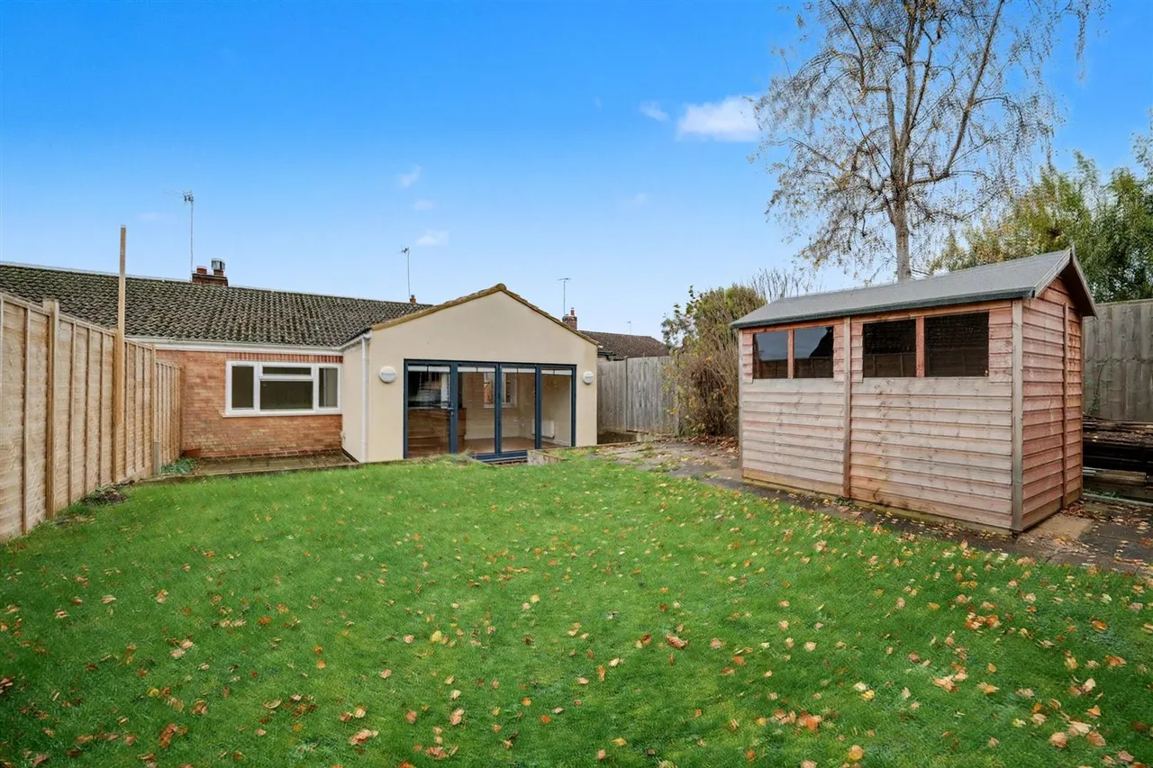 Northleigh Grove, Market Harborough, LE16, photo 4