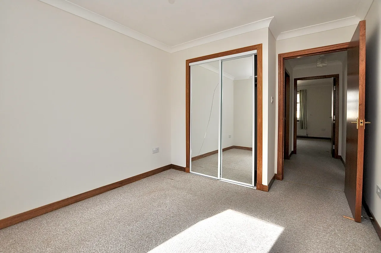 37 Allanpark Street, Largs, KA30 9AG, photo 8