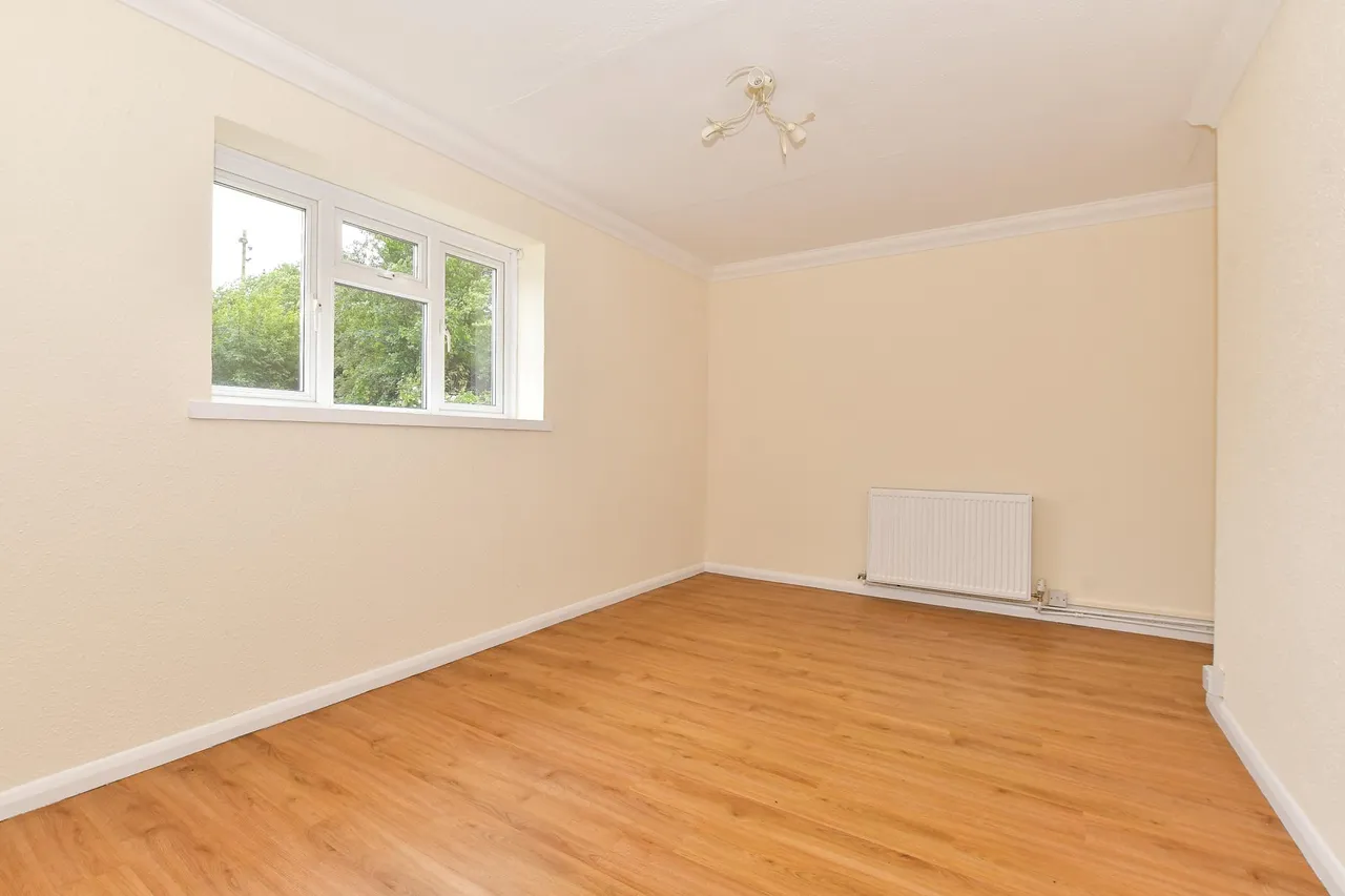 Calbourne, PO30, photo 9
