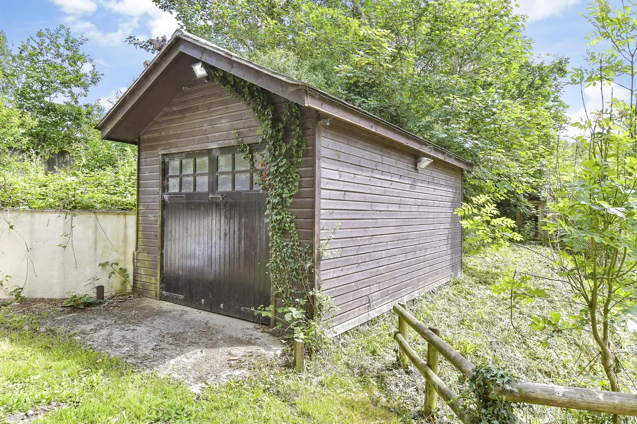 Calbourne, PO30, photo 20