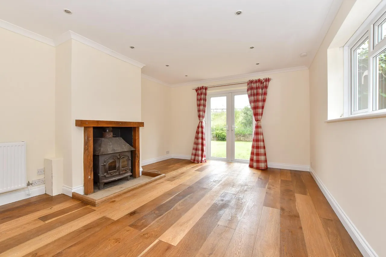 Calbourne, PO30, photo 8