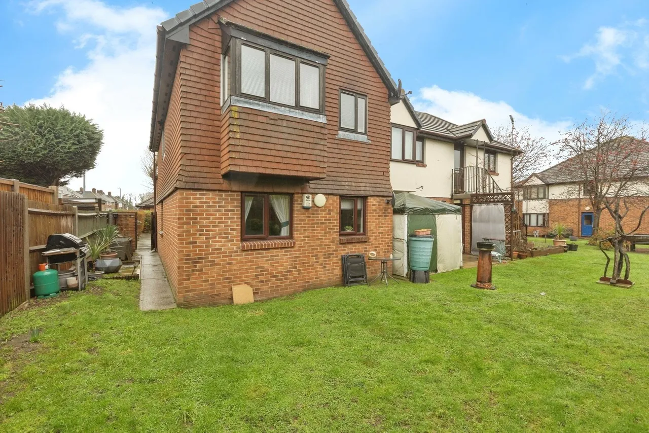 Trinity Road, Gravesend, DA12, photo 2