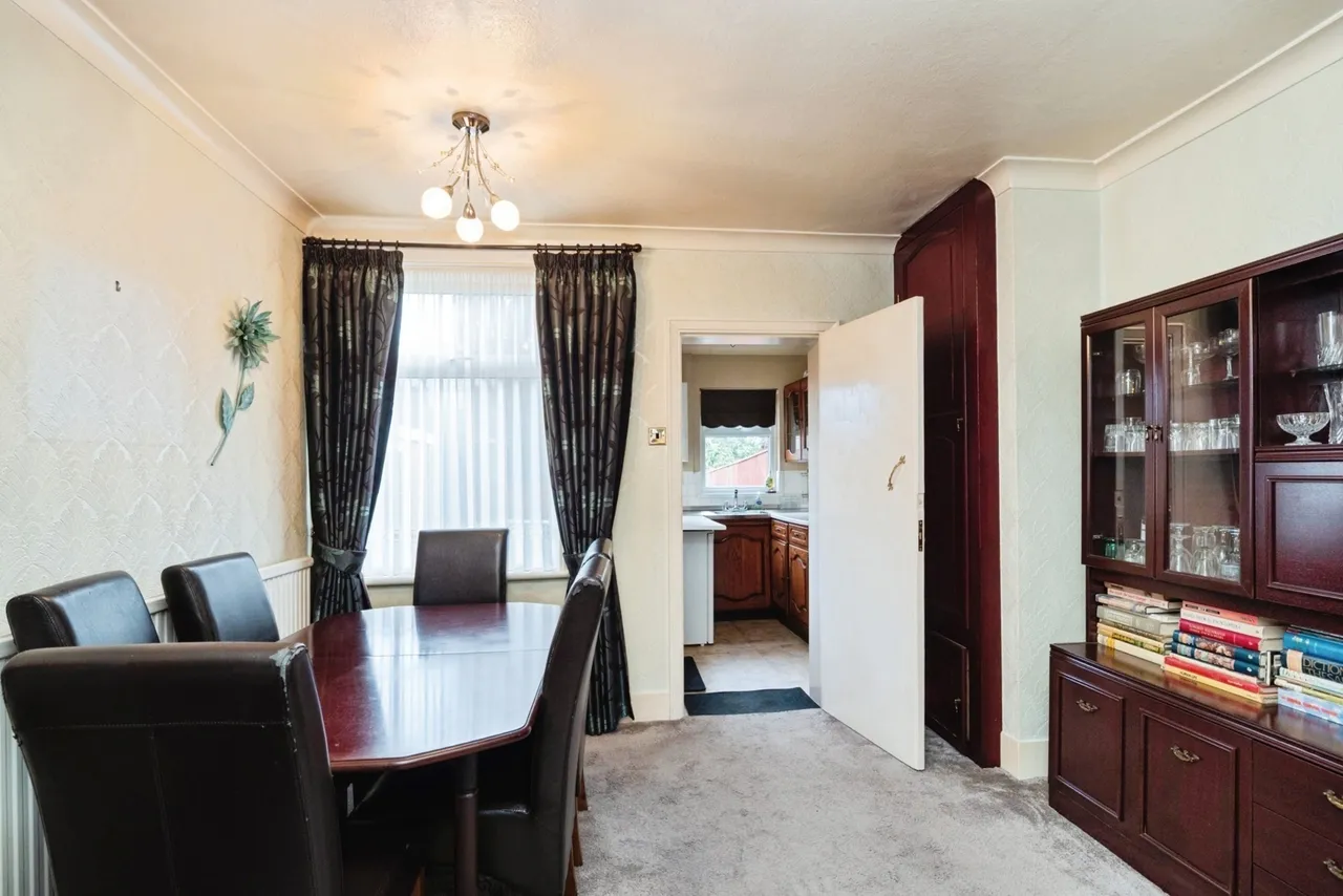 Argyle Gardens, Upminster, RM14, photo 5